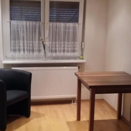 Zimmervermietung Iris Und Erich Pfungstadt Esterno foto